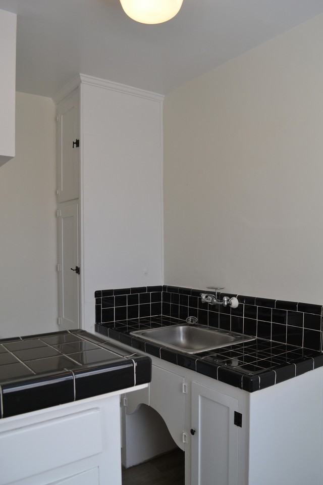 CB Executive Residences, LLC - Photo 6 of 36