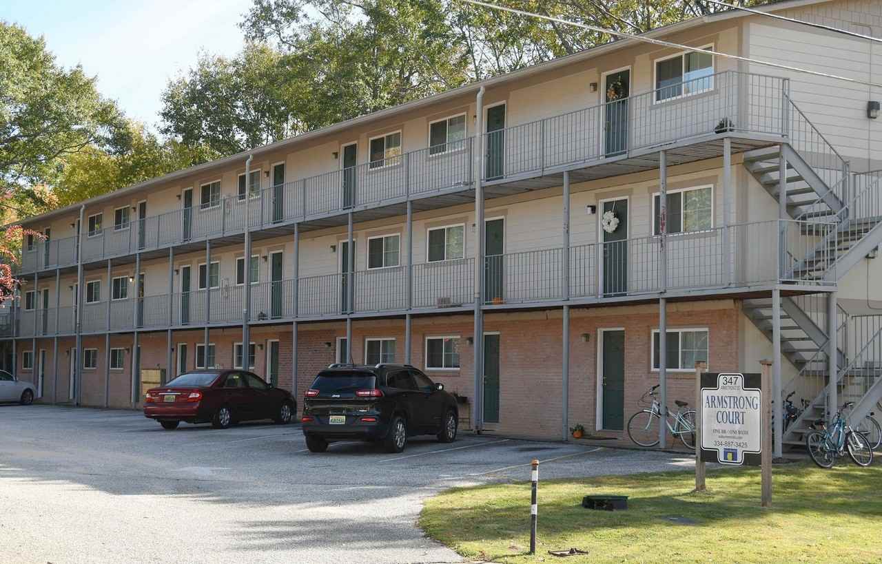 Armstrong Court 347 Armstrong St, Auburn, AL 36830 Apartment for