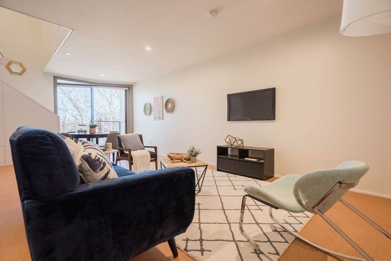 1201 N Francis Ave - Photo 3 of 46