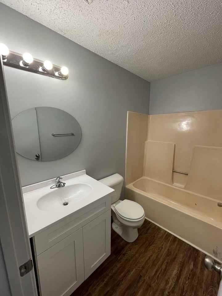 The Vue on Self Cirlce - Photo 7 of 50