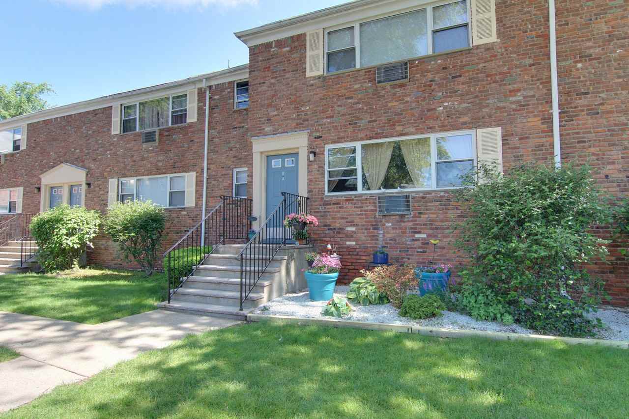 Colonial Heights - Photo 6 of 35