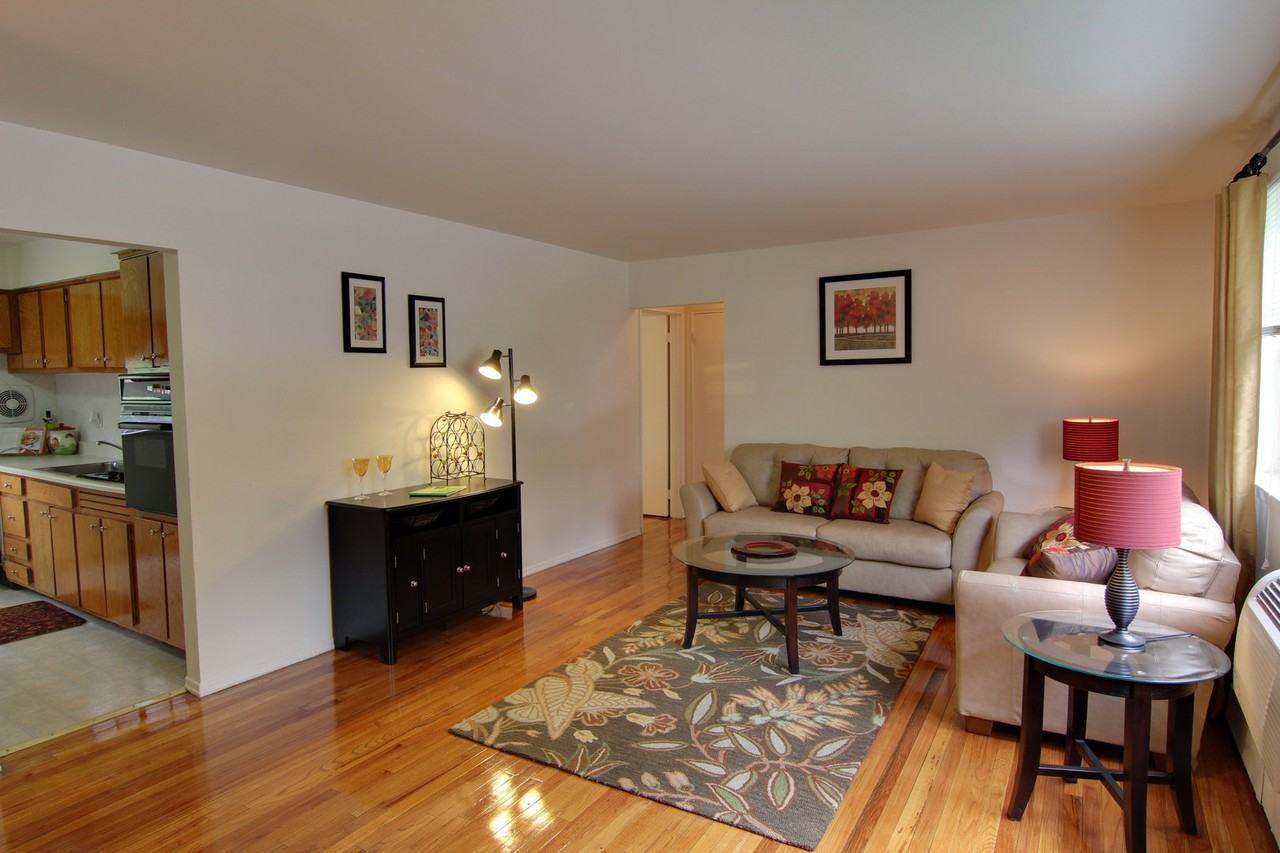 Colonial Heights - Photo 3 of 50