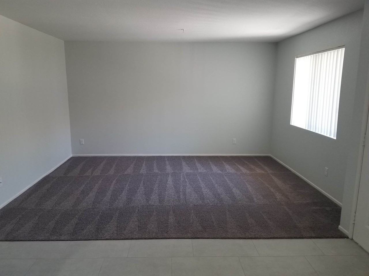 Sandy Palms Apartments - Photo 6 of 13