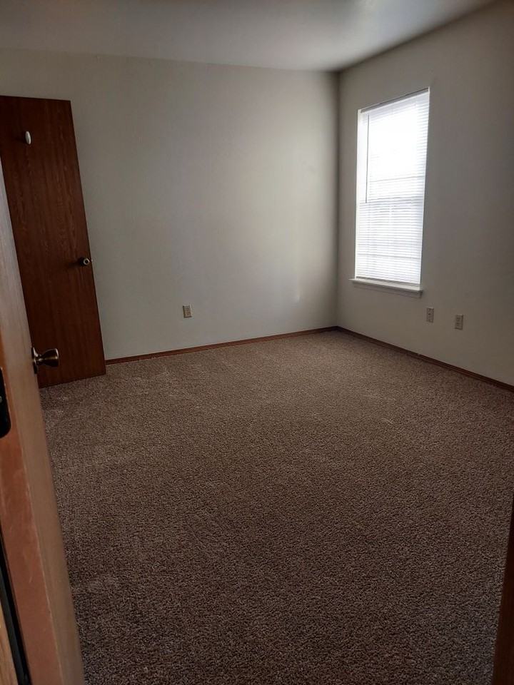 ARVAN CEDAR CREEK Apartments 51 Cedar Creek Ct, Van Buren, AR 72956