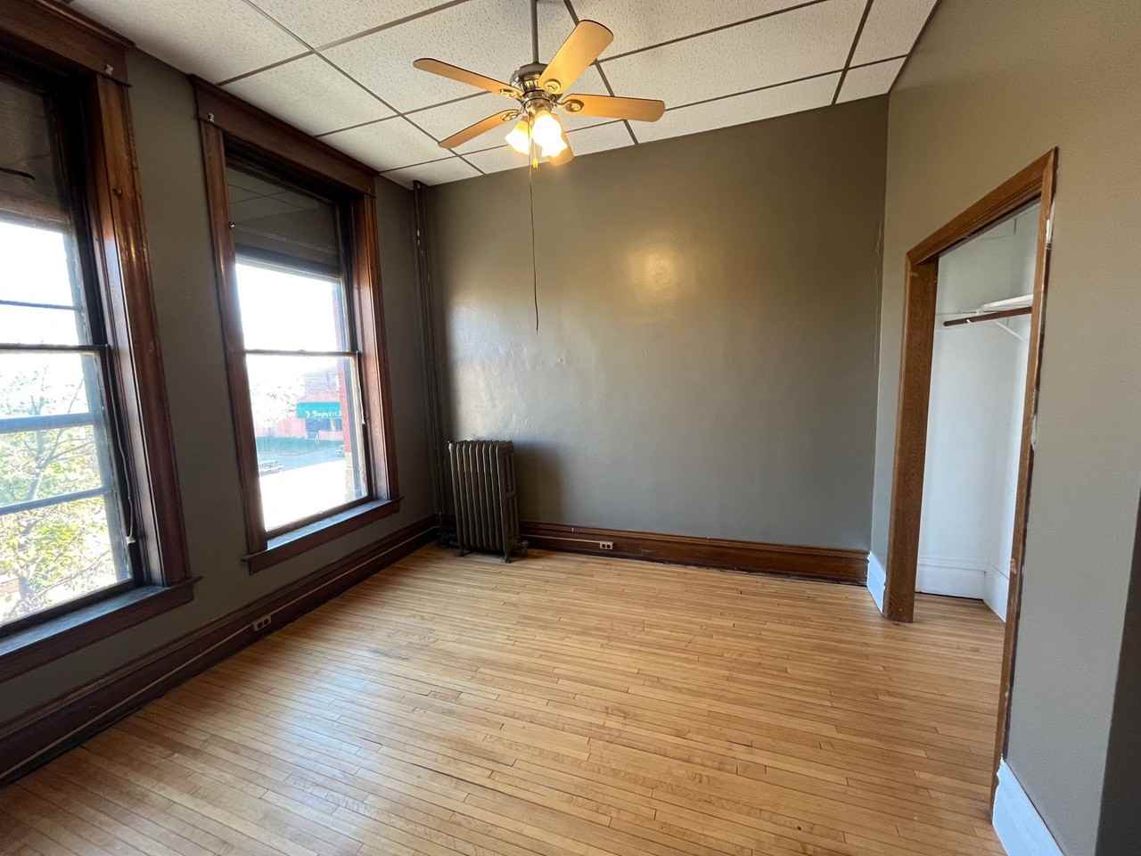 227 N Minnesota - Photo 5 of 8