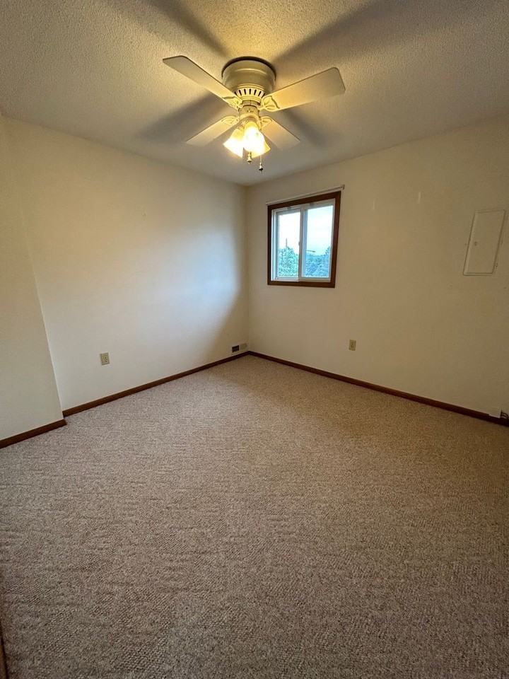 1502 Madison St #1 - Photo 6 of 11