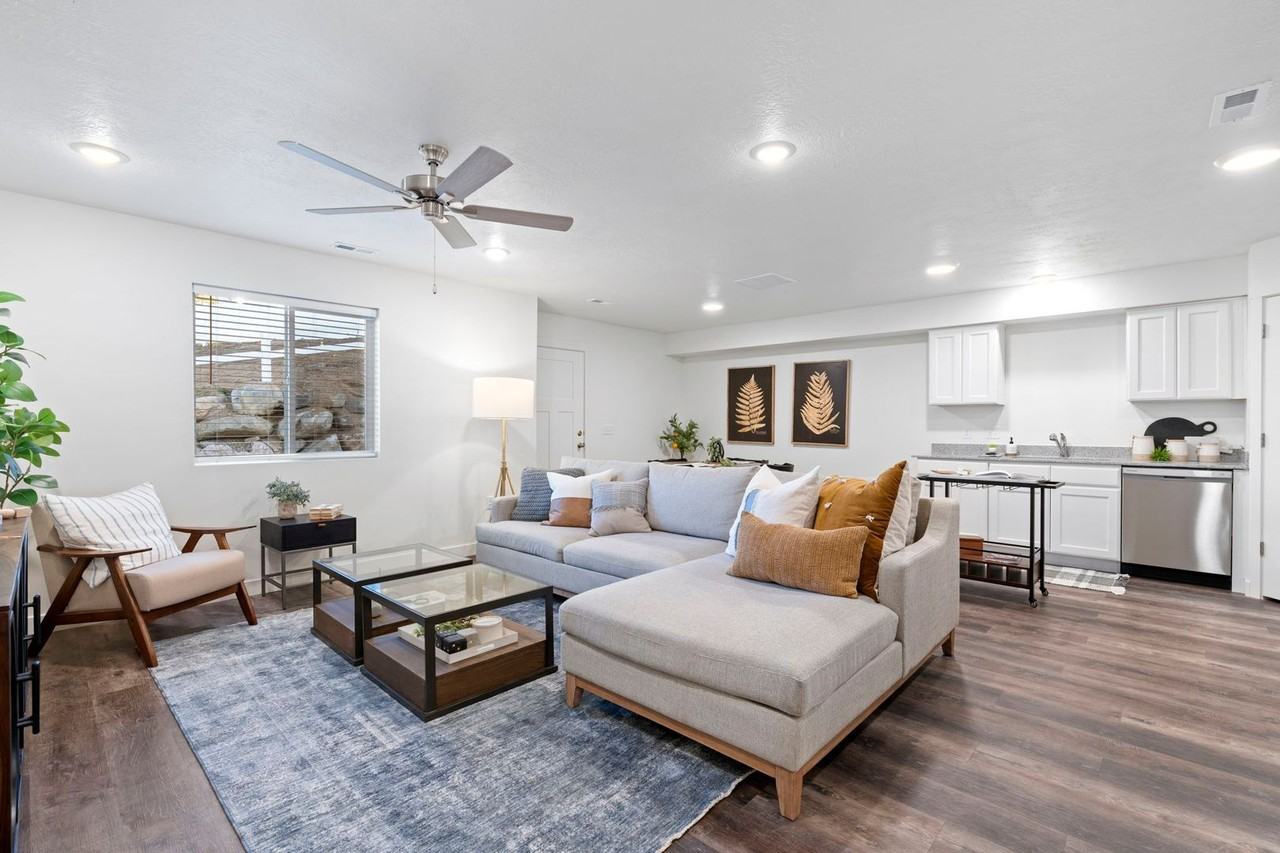 Abington Heights - Photo 2 of 50