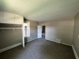 727-729 Kentucky Ave. (Duplex) - Photo 1 of 1