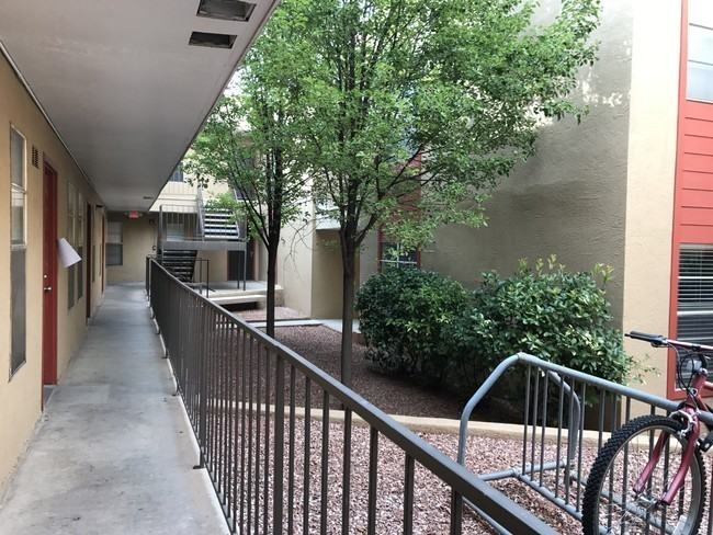 The Cedars Apartments - Photo 4 of 20