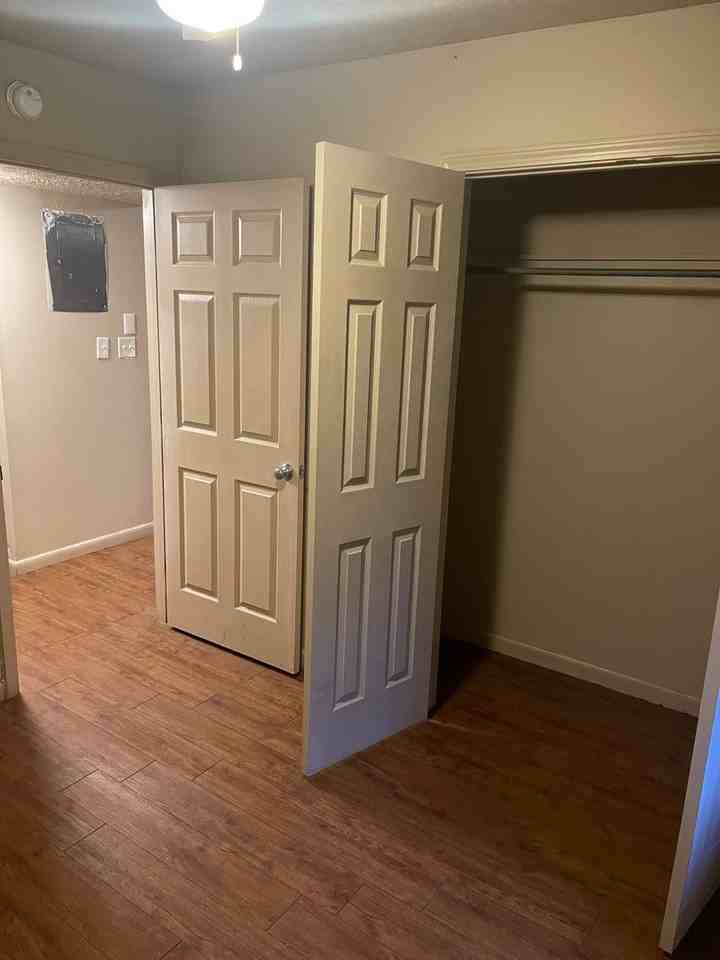 College Court - Photo 6 of 22