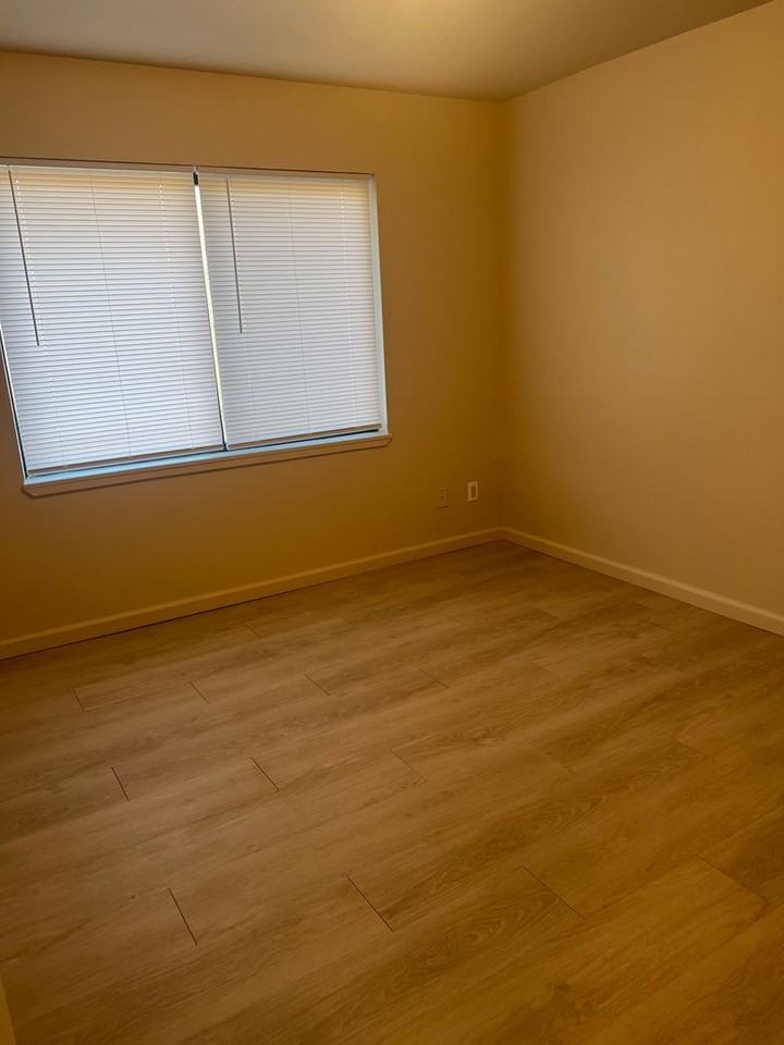 Park Gate Apartments - Photo 5 of 26