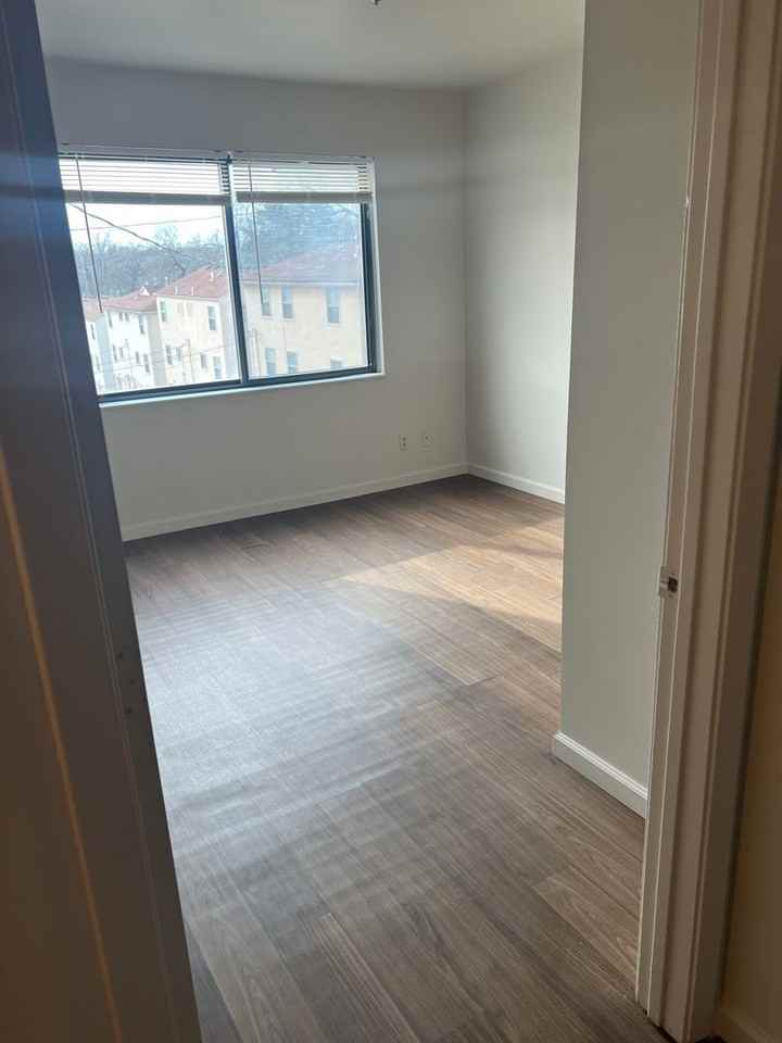 Park Gate Apartments - Photo 7 of 26