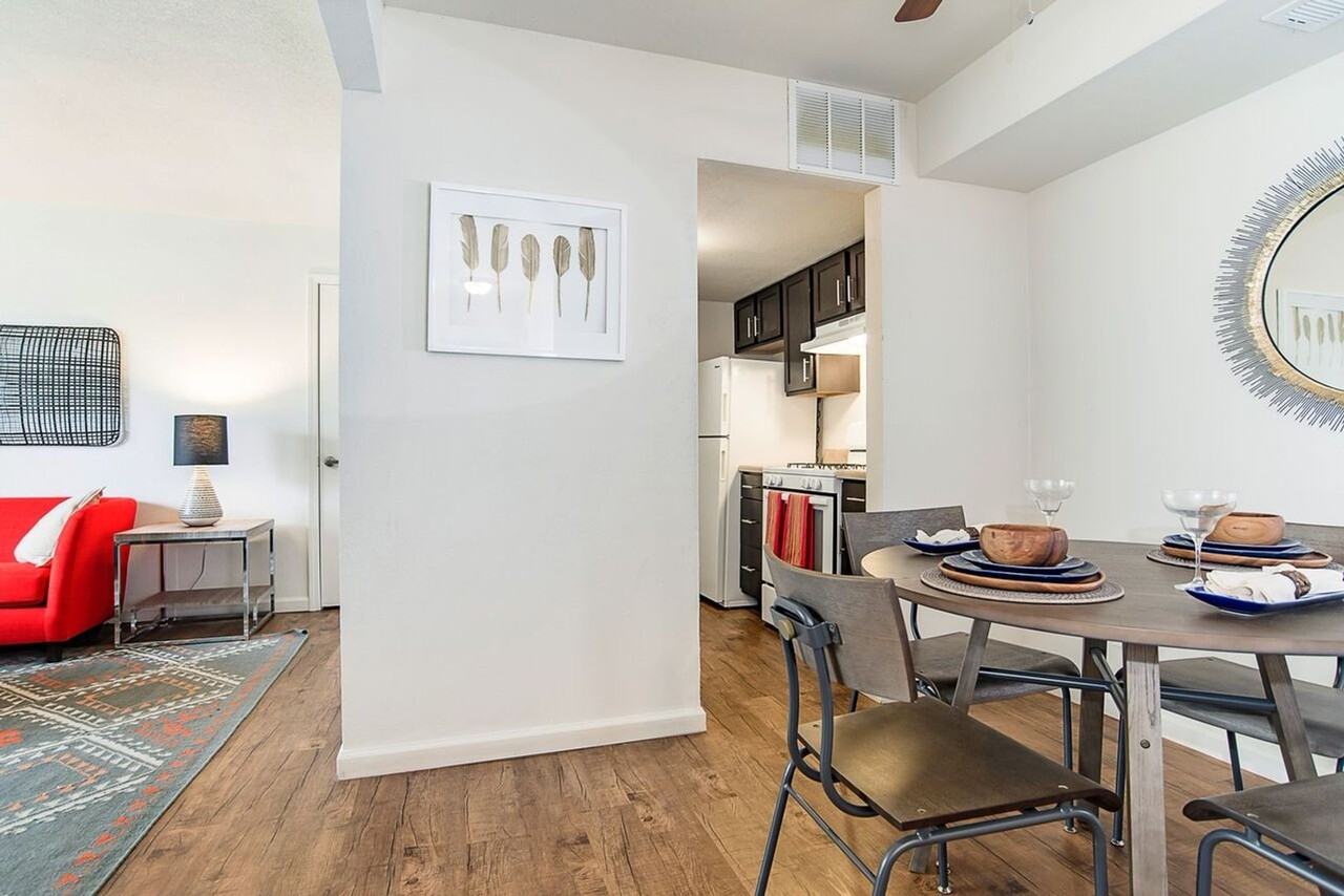 Villa Del Sol Apartments - Photo 2 of 35