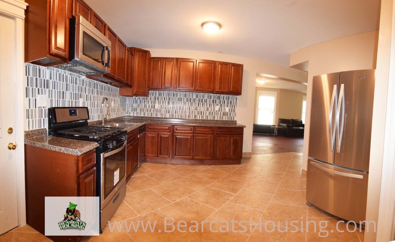 73 Leroy - Photo 2 of 44