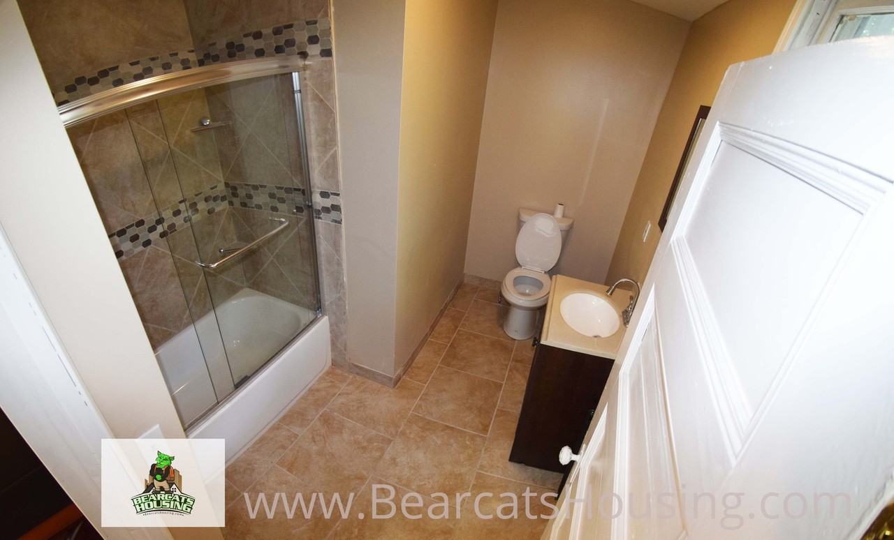 73 Leroy - Photo 4 of 44