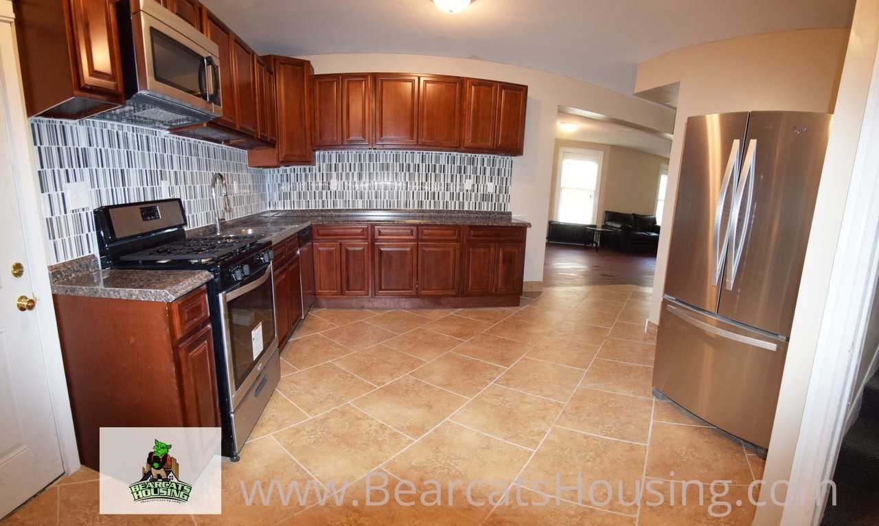 73 Leroy - Photo 5 of 44