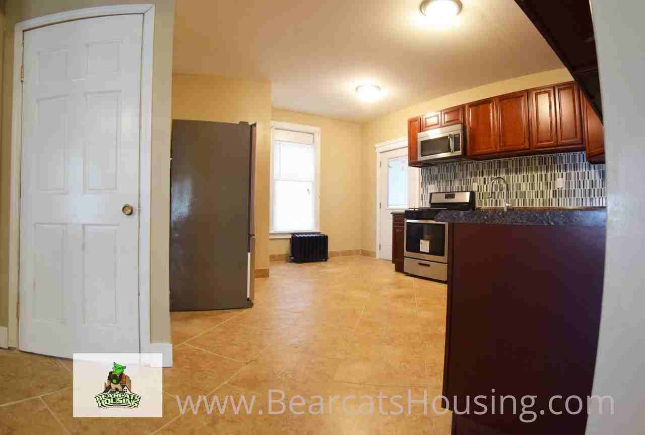 73 Leroy - Photo 6 of 44