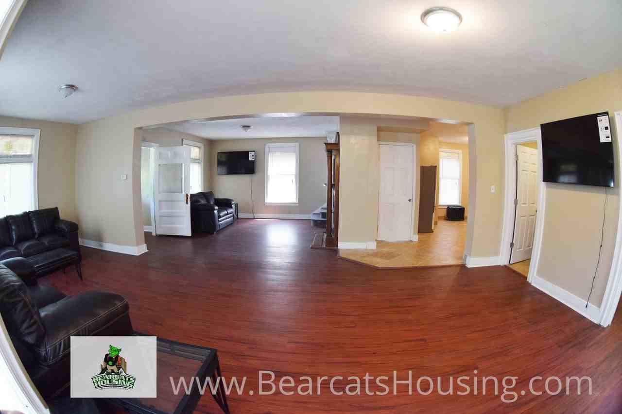 73 Leroy - Photo 7 of 44