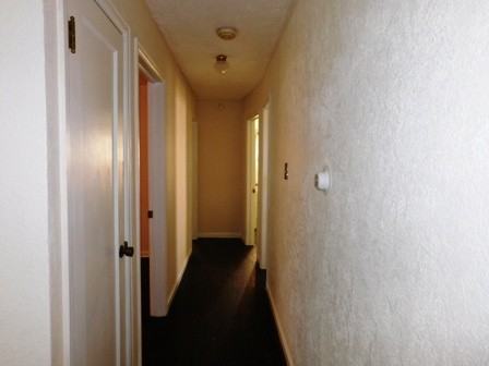 2703 Arlington Ave - Photo 3 of 7