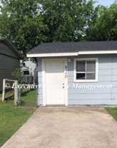 918-920 JR Court - Photo 1 of 1
