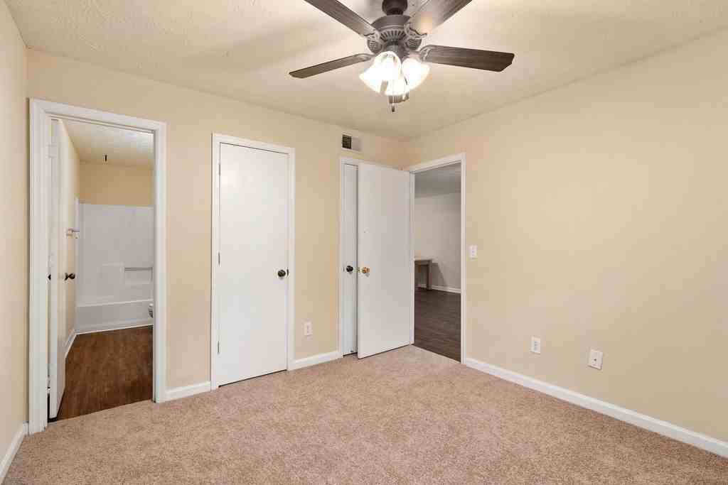 Allenwood Apartments - Photo 5 of 9