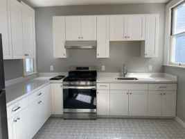 featured image of 359 S Van Ness Ave