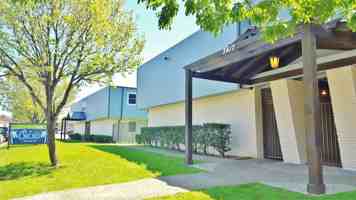 featured image of 2415 Charlotte Street