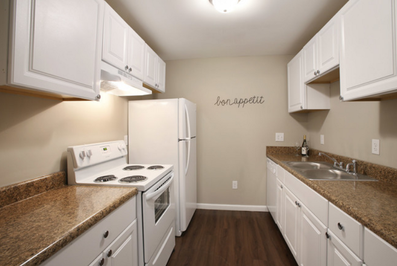 3230 Cushman Circle SW - Photo 5 of 7