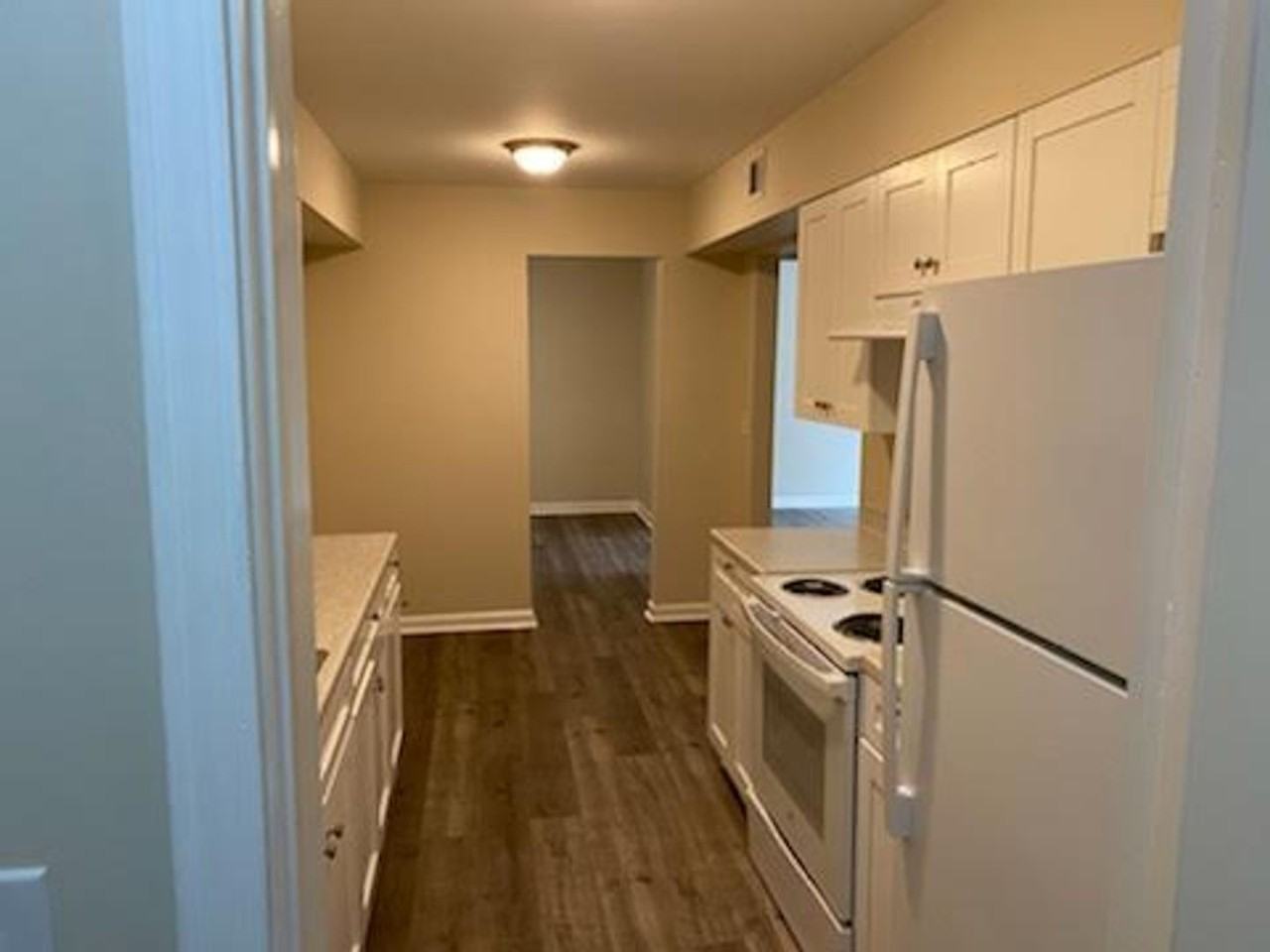 Conley Apartments - Photo 6 of 14