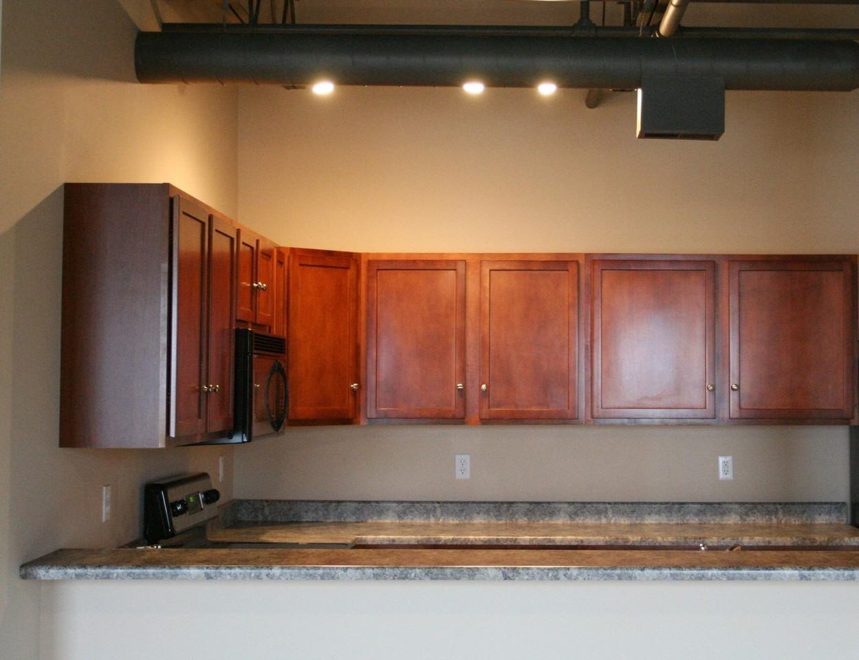 1120 S. Walnut - Photo 4 of 5