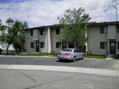 Overland Apartments - Photo 6 of 7