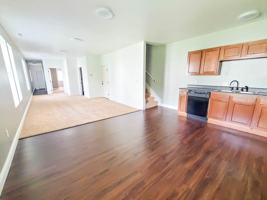 featured image of 356 W 4th St