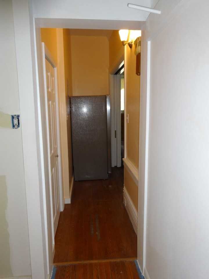 220 Graham Street - Photo 7 of 18