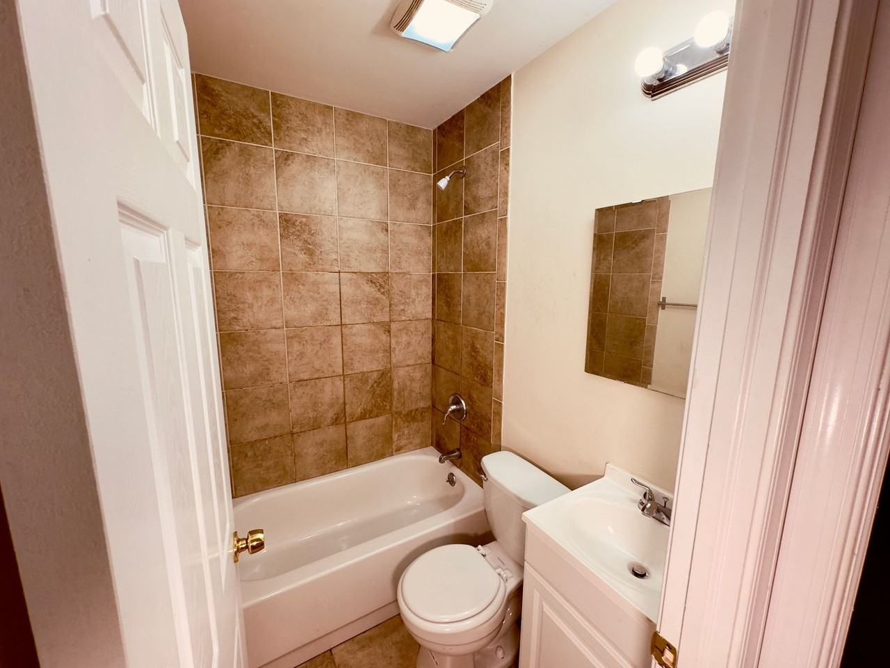 1939 N 18th Street - Temple - Photo 2 of 50