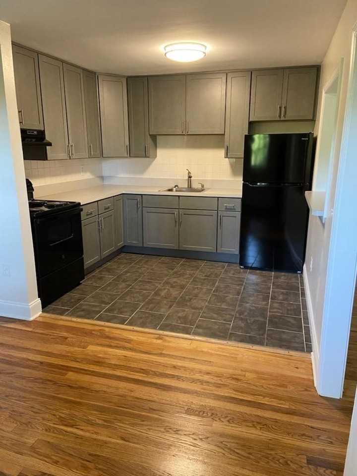 Oxford Heights - Photo 2 of 17