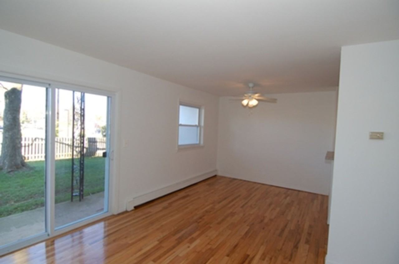 Oxford Heights - Photo 7 of 17