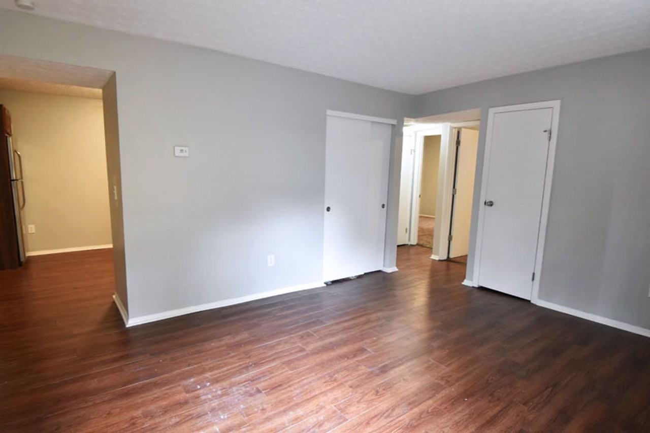 1393-1395 Summit Street - Photo 2 of 12