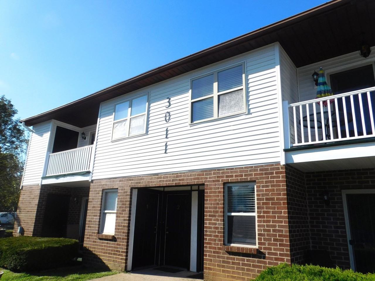 Slatepost Village - Photo 2 of 4