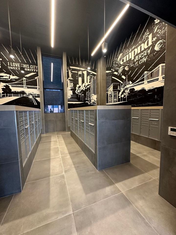 Rental Deals - Photo 4 of 44