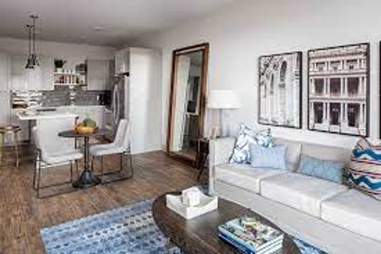 Cobalt Lofts Luxury Rentals - Photo 4 of 20