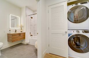 featured image of 15 S Dean St