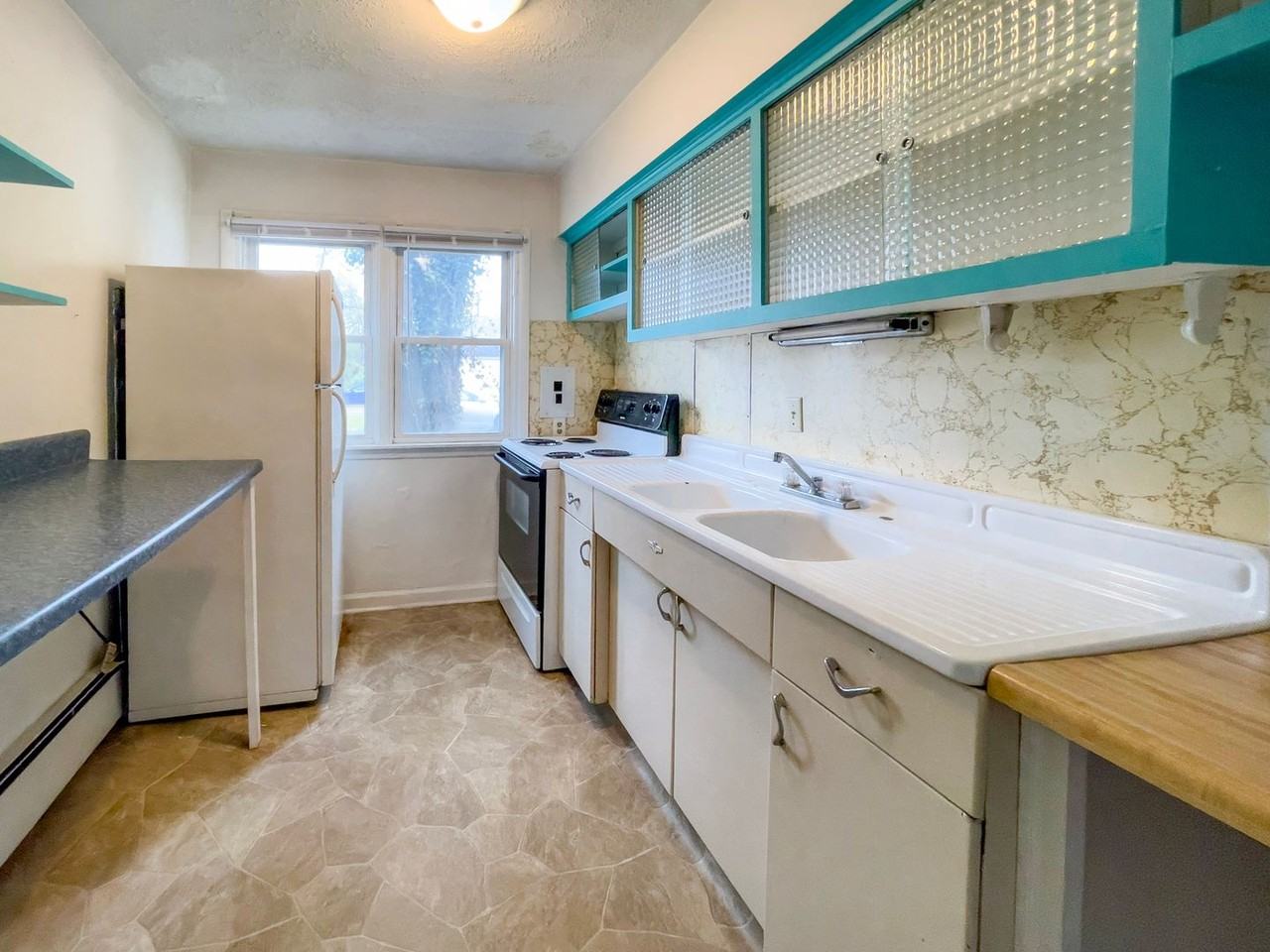 1516 West Main Street #5