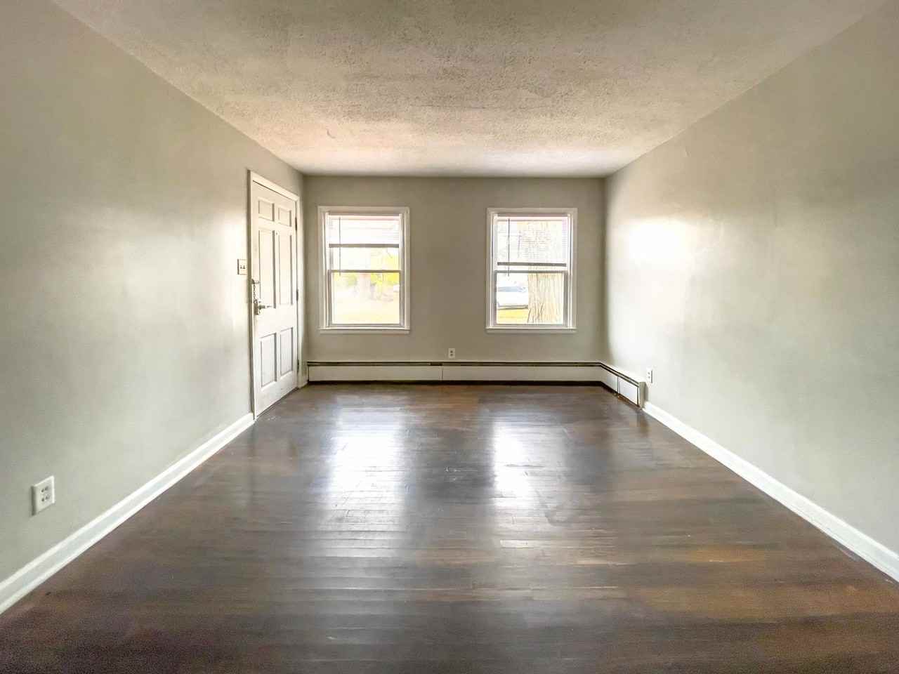 1516 West Main Street #5 - Photo 5 of 10