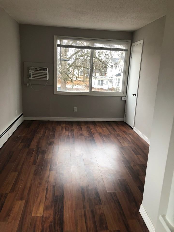 1516 W Main St #7 - Photo 5 of 12