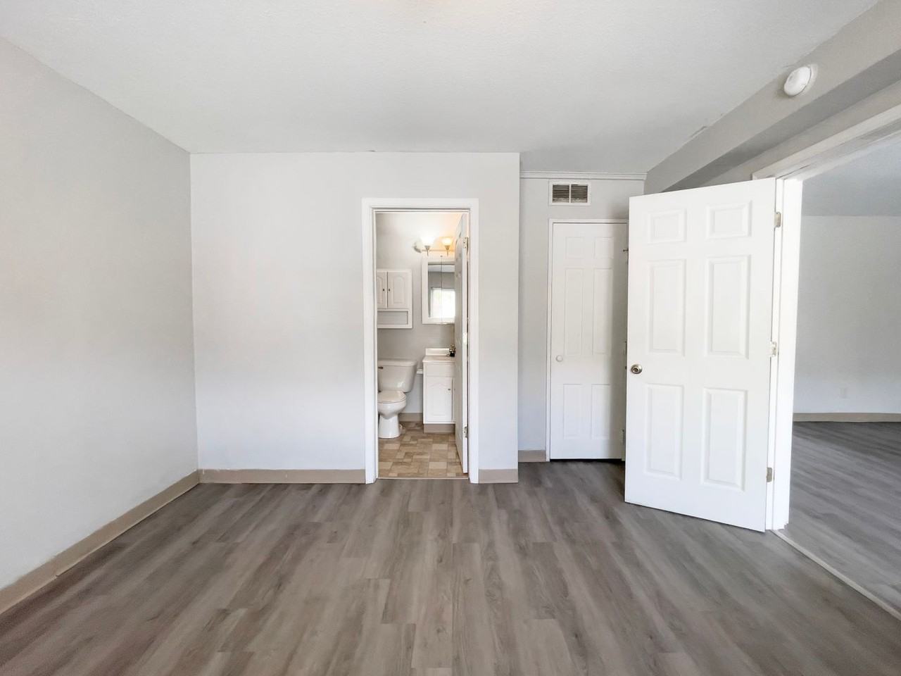 1619 W Gilbert St - Photo 2 of 13