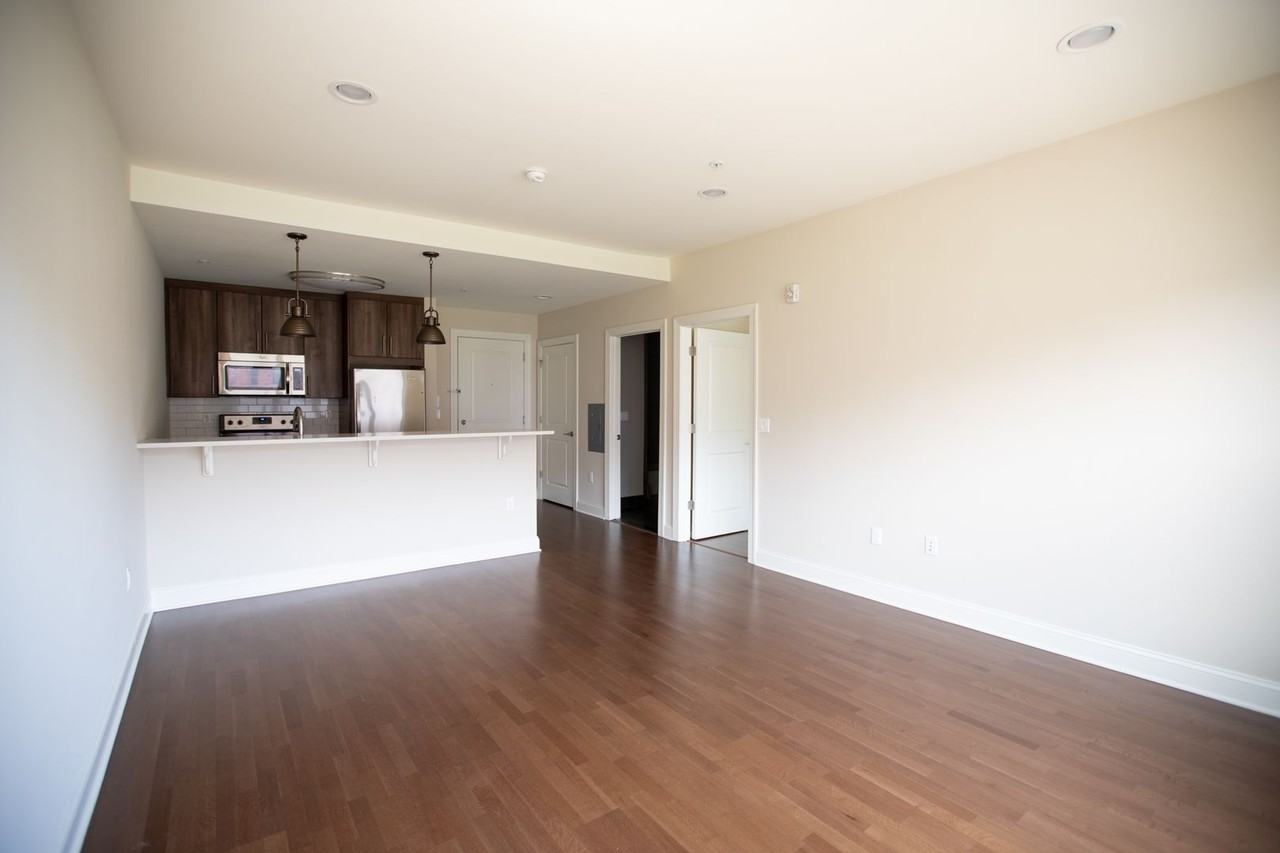 100 Marshall Street - Photo 2 of 25