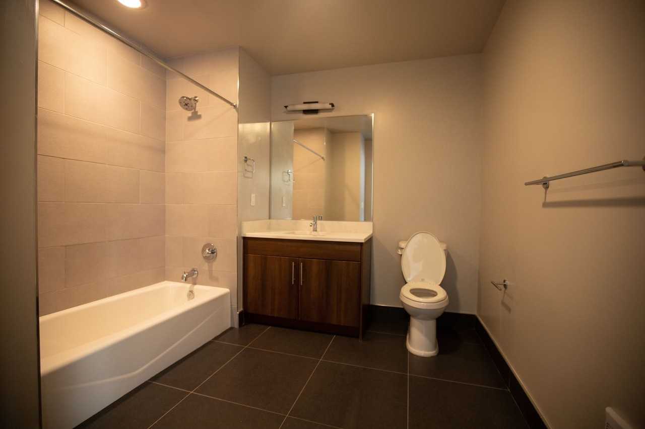 100 Marshall Street - Photo 6 of 25