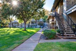 featured image of 721 W 11th St