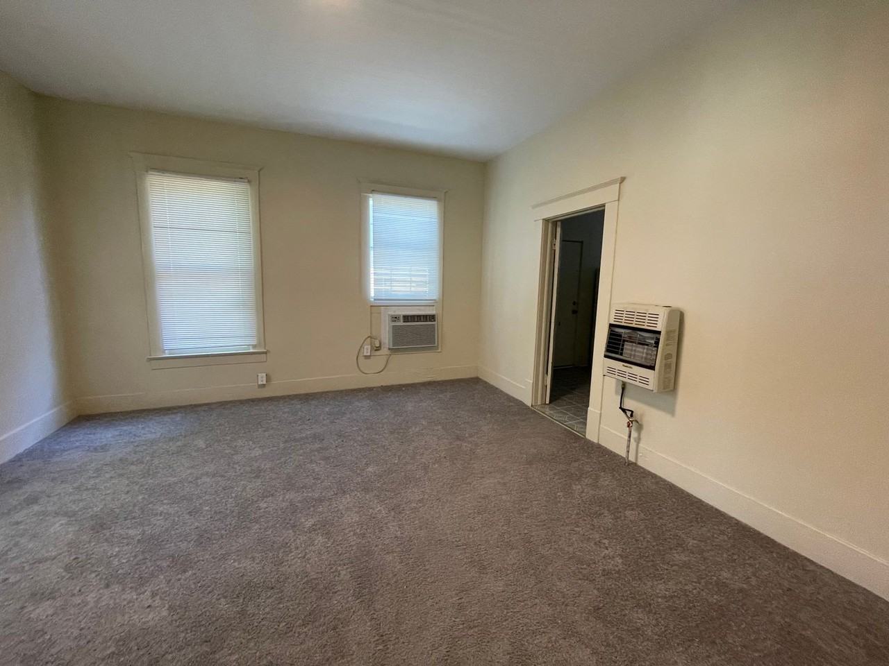 1019 Common St Apartments in Lake Charles, LA 70601 Zumper