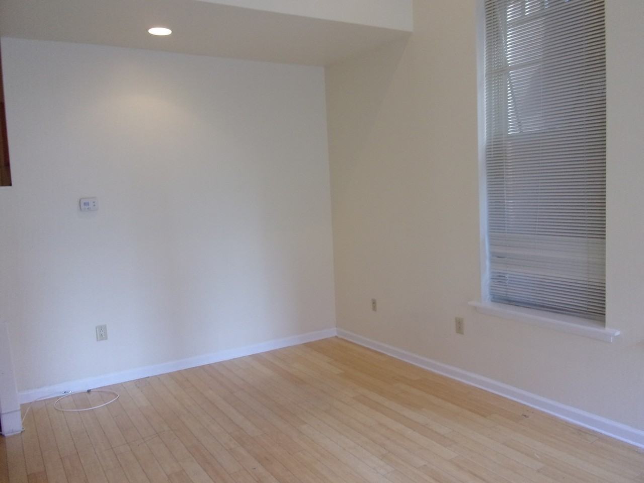 1521 N 17th - Photo 3 of 20